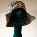Roman Hat